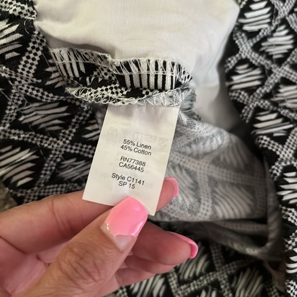 J.Crew Chino- Black and White Patterned Women's Linen blend Shorts size 0 - Picture 6 of 7